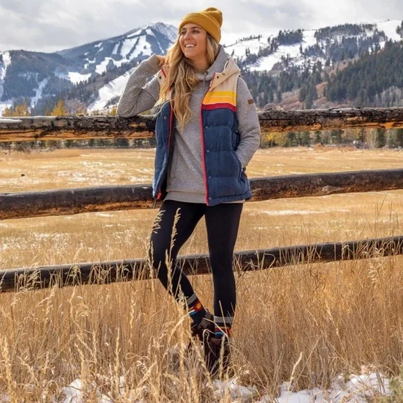 Yo Colorado Epic Fader Puffer Vest Unisex Hooded Size Medium NEW - Picture 3 of 13